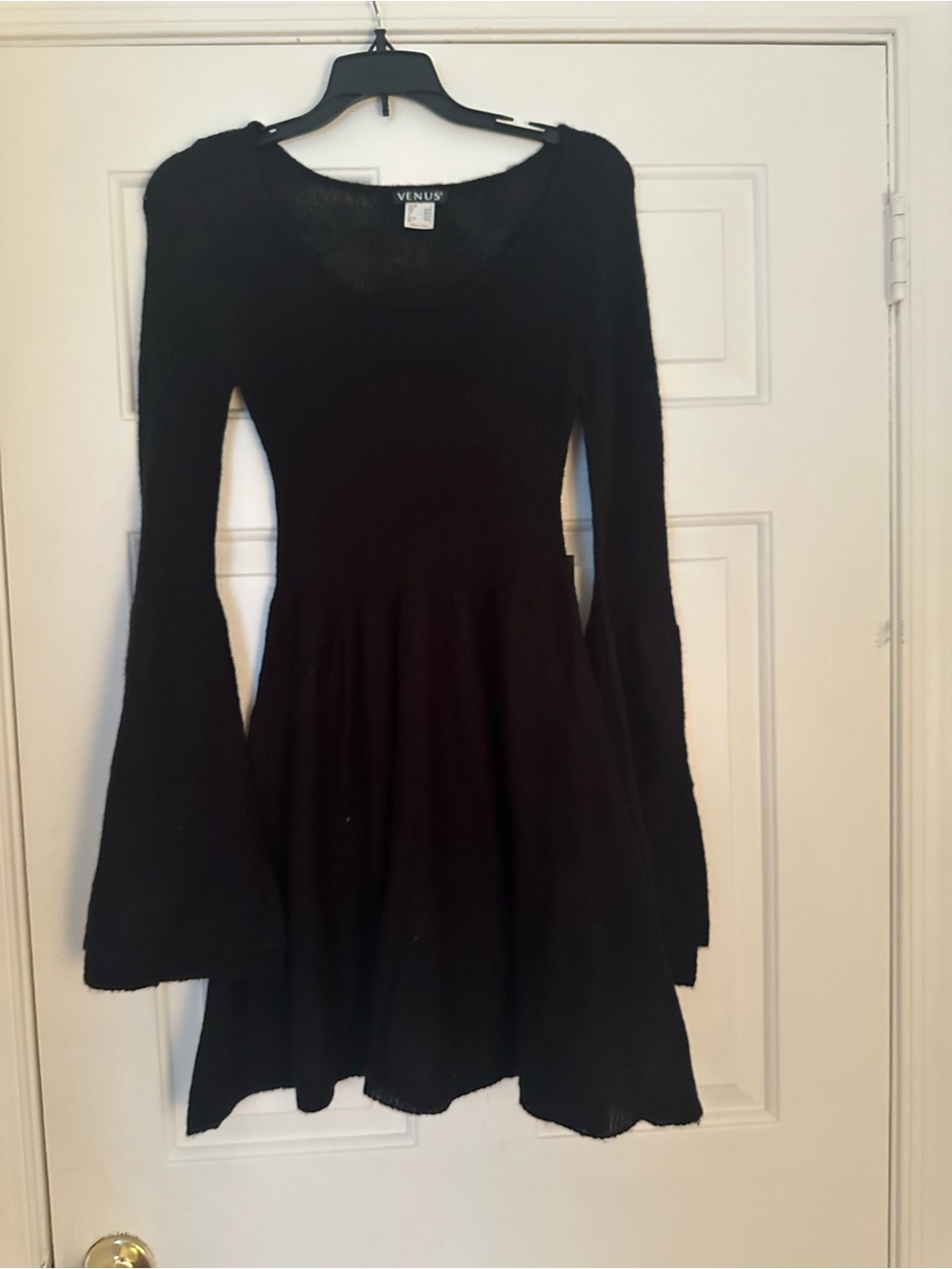 VENUS Black Long-Sleeve Fit-and-Flare Dress